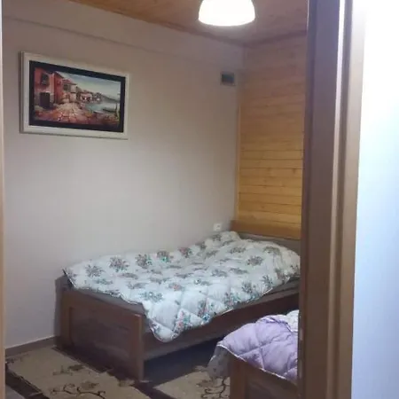 Bujtina Ferienhaus Gjinar